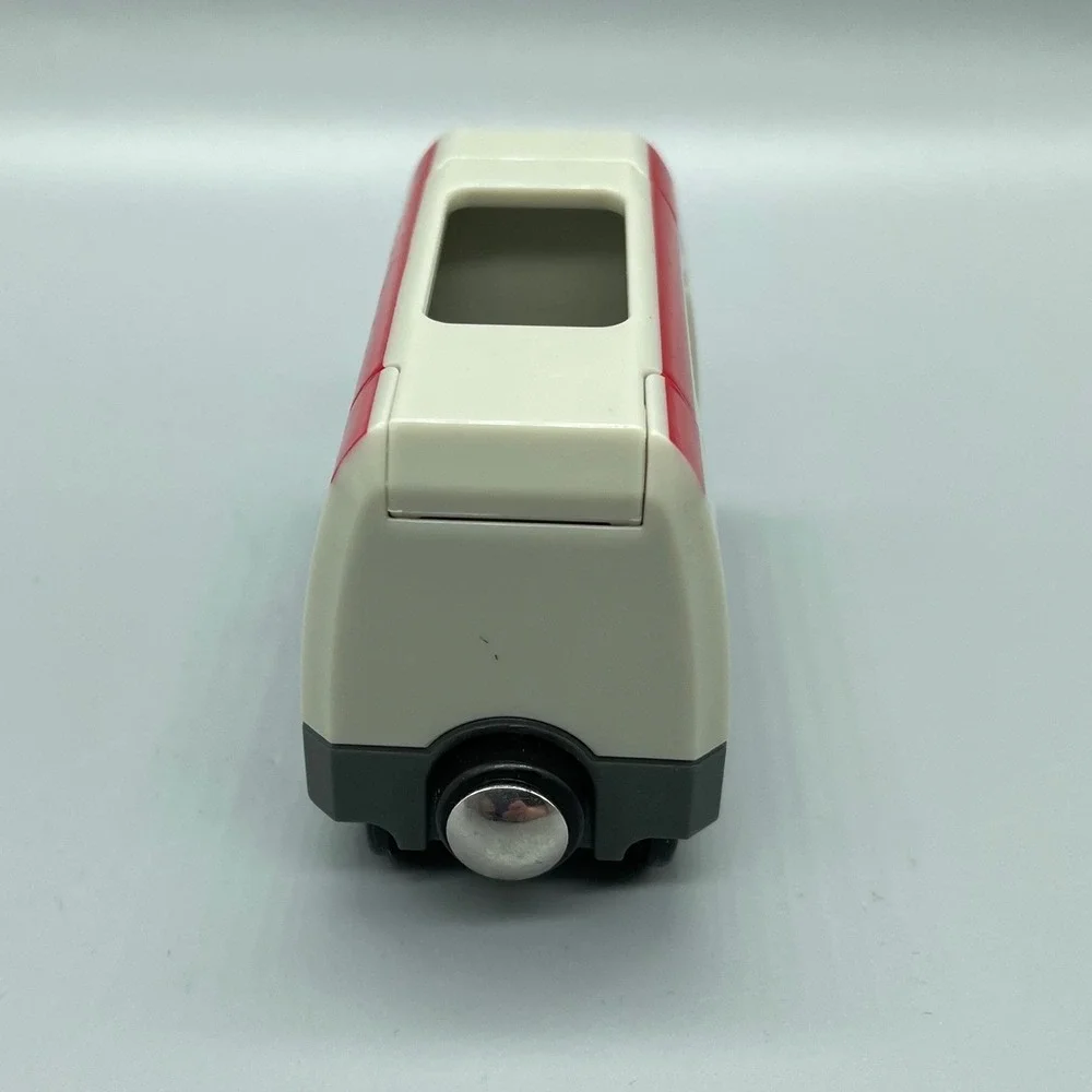 Brio LS 208 Passenger Train Car Magnetic Wooden Railway White Red Grey 208‎
